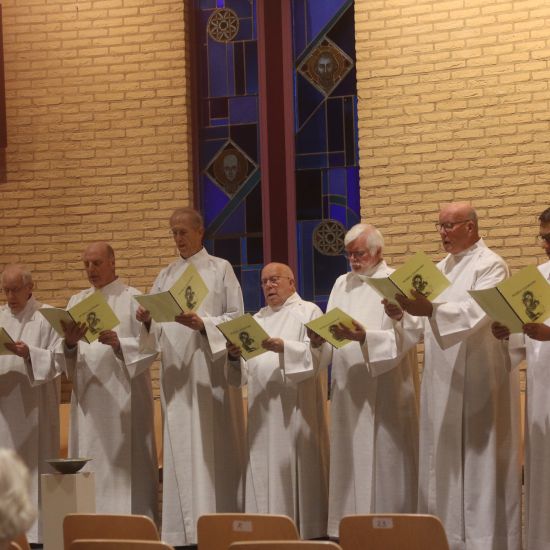 Schola Cantorum Isala in Joseph parochie