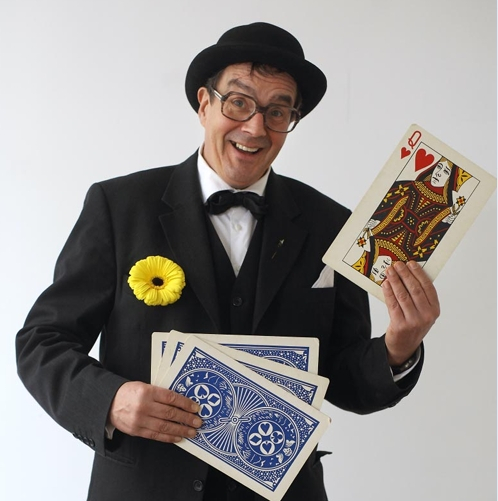 Kerkcafé Ringvaartkerk met goochelaar ‘Ollie’