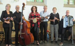 De Klezbez weer op het Marktconcert