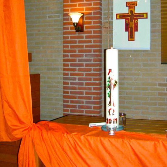 Taizé-viering met jongerenkoor Anthem