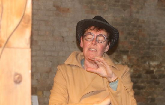 Fantastisch optreden Carla Vis op Kampvuuravond