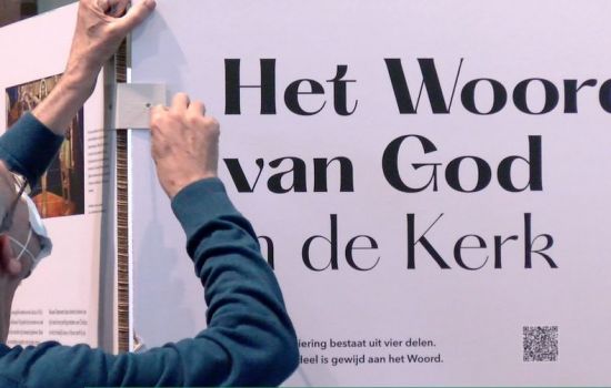 Video pop-up tentoonstelling over het Woord van God