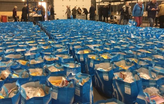 Kerstpakketten actie Hervormde kerk