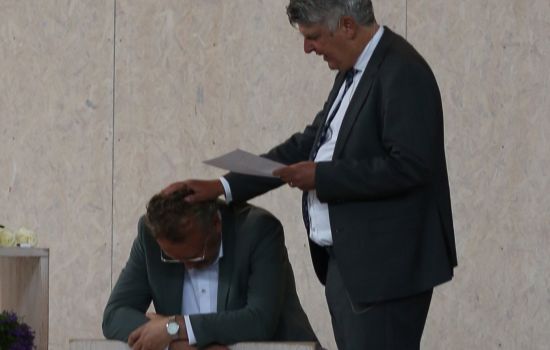 Ds. E. Buitendijk bevestigd in De Lichtkring