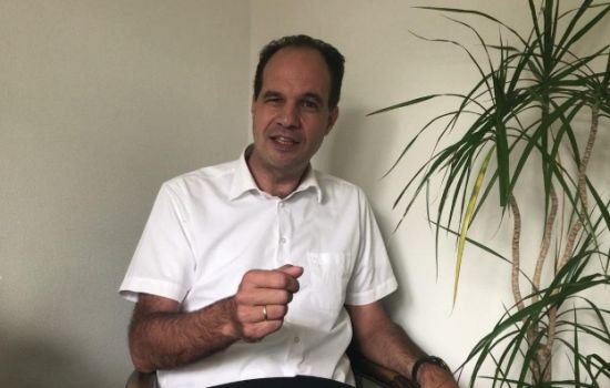 Ds. J.J. ten Brinke 'Onder een geopende hemel'