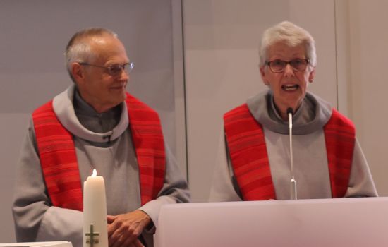 Feestelijke dankdenst rond jubilea voorgangersechtpaar