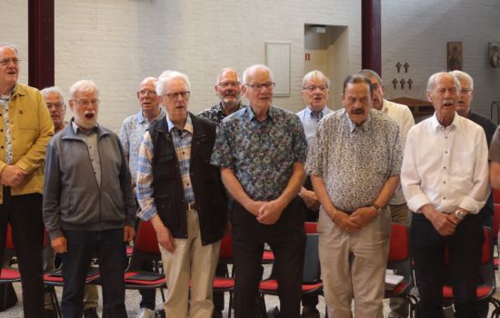 Foto 's Prins Alexanderkoor tijdens de repetitie voor het concert op 30 juni a.s.