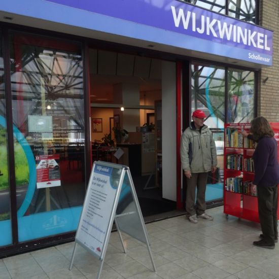 In Wijkwinkel Schollevaar is alle hulp gratis