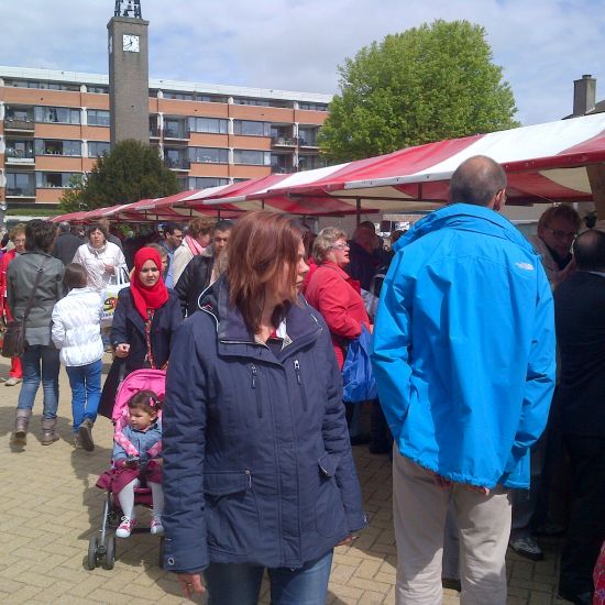 Nieuwe locatie inleveren rommelmarkt spullen