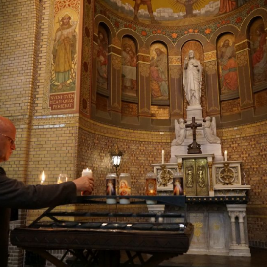 Minister Grapperhaus bezoekt kathedraal Rotterdam