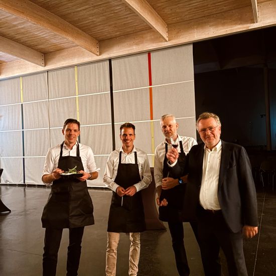 Kerstmaaltijd in De Lichtkring een traditie in wording ..