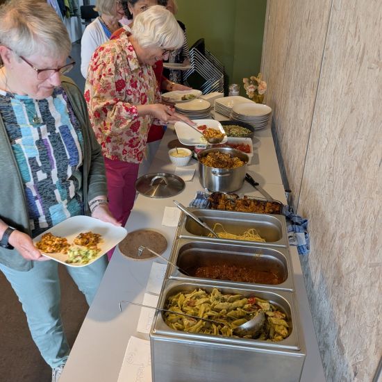 Pasta maaltijd bij Inloophuis Koffie Enzo 3