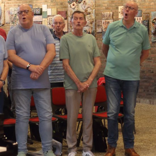 Foto 's Prins Alexanderkoor tijdens de repetitie voor het concert op 30 juni a.s. 9