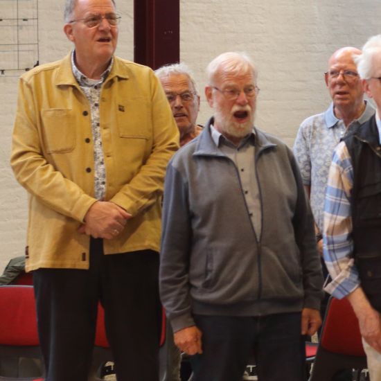 Foto 's Prins Alexanderkoor tijdens de repetitie voor het concert op 30 juni a.s. 1