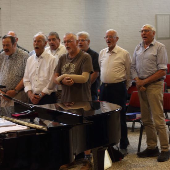 Foto 's Prins Alexanderkoor tijdens de repetitie voor het concert op 30 juni a.s. 5