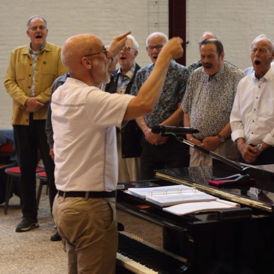 Foto 's Prins Alexanderkoor tijdens de repetitie voor het concert op 30 juni a.s. 6