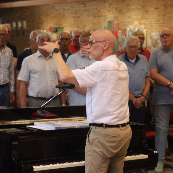 Foto 's Prins Alexanderkoor tijdens de repetitie voor het concert op 30 juni a.s. 8