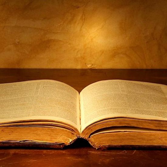 Wat doe je als de politiek de kerk in komt?