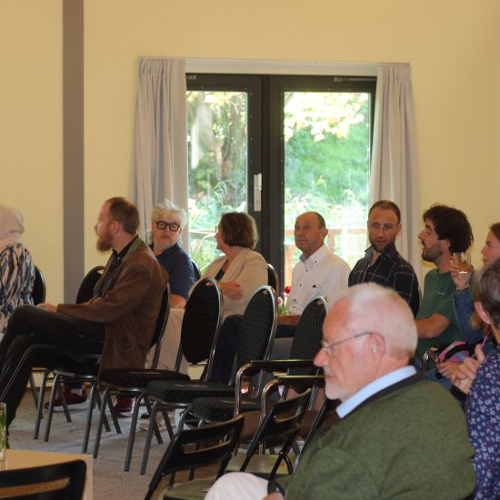 Boekpresentatie God alles in allen de foto 's 2