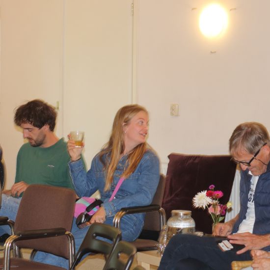 Boekpresentatie God alles in allen de foto 's 3